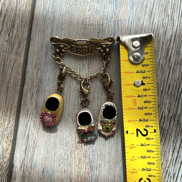 Vintage Brass and Enamel Shoe Pin